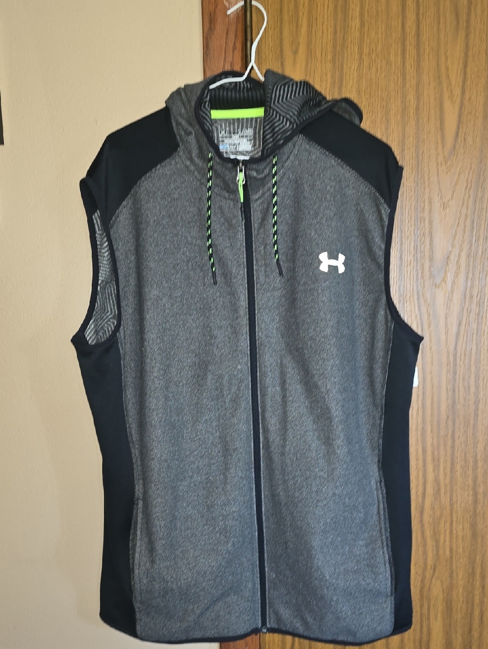 Under Armour Gray and Black Sleeveless Zip Hoodie